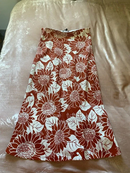 Madewell Sunflower Slip Skirt, Size 0 - Picture 4 of 8